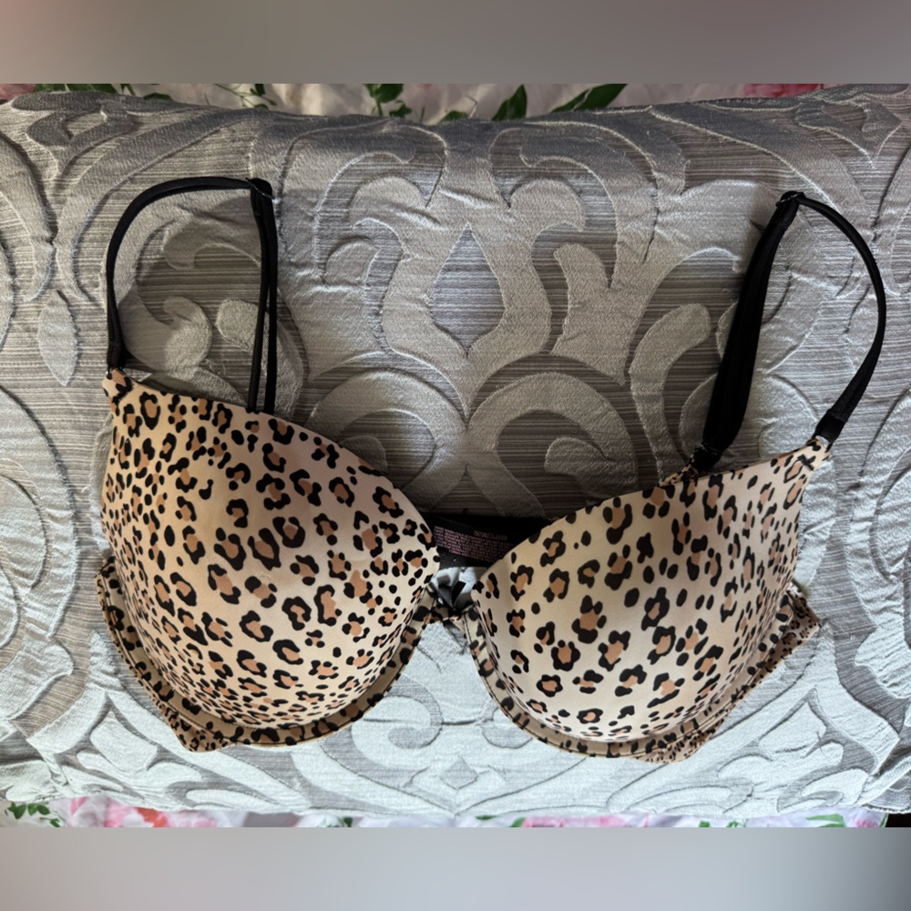 Victoria’s Secret 38D Leopard Print Women's Push Up Bra